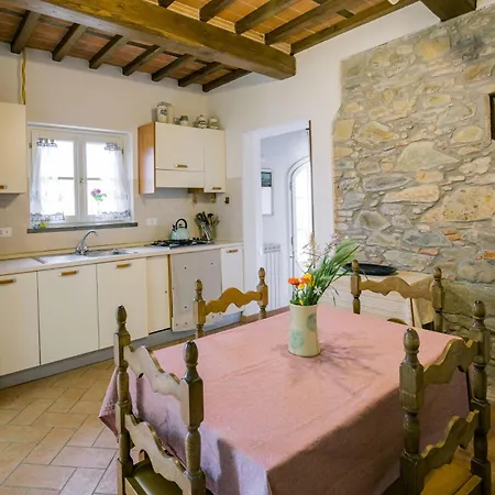 Tuscan Escape * Capannori